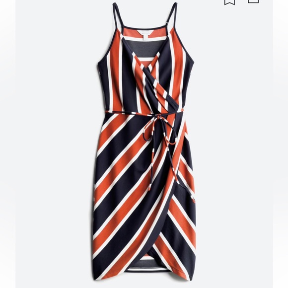 41 Hawthorn Dresses & Skirts - 41 Hawthorn Annora Faux Wrap Dress - super flattering! EUC